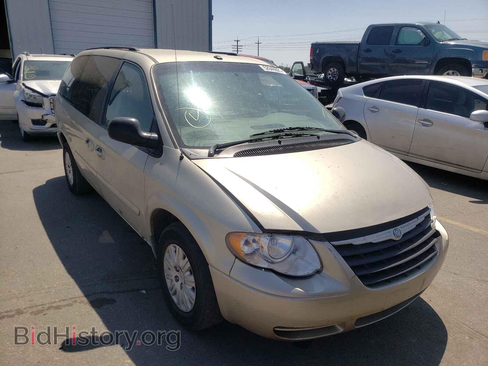 Photo 1A4GP44R26B751439 - CHRYSLER MINIVAN 2006