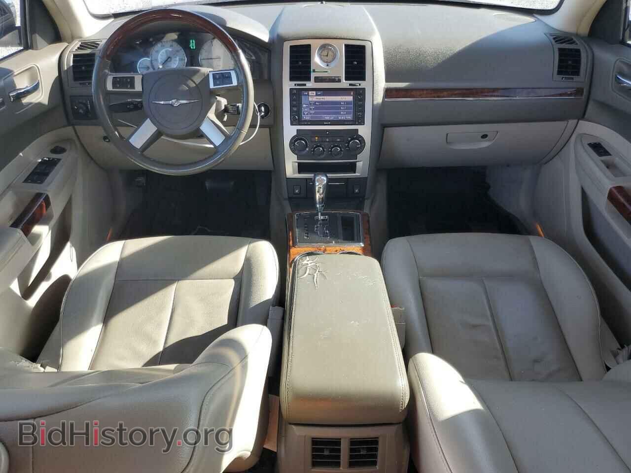 2010 CHRYSLER 300 - VIN: 2C3CA3CV7AH149865 - Фото 8