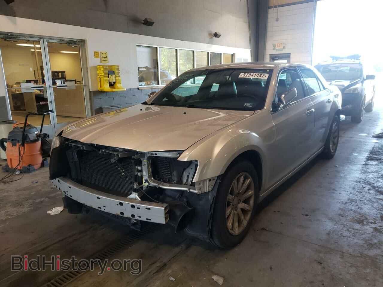 2012 CHRYSLER 300 - VIN: 2C3CCACG8CH222776 - Фото 2