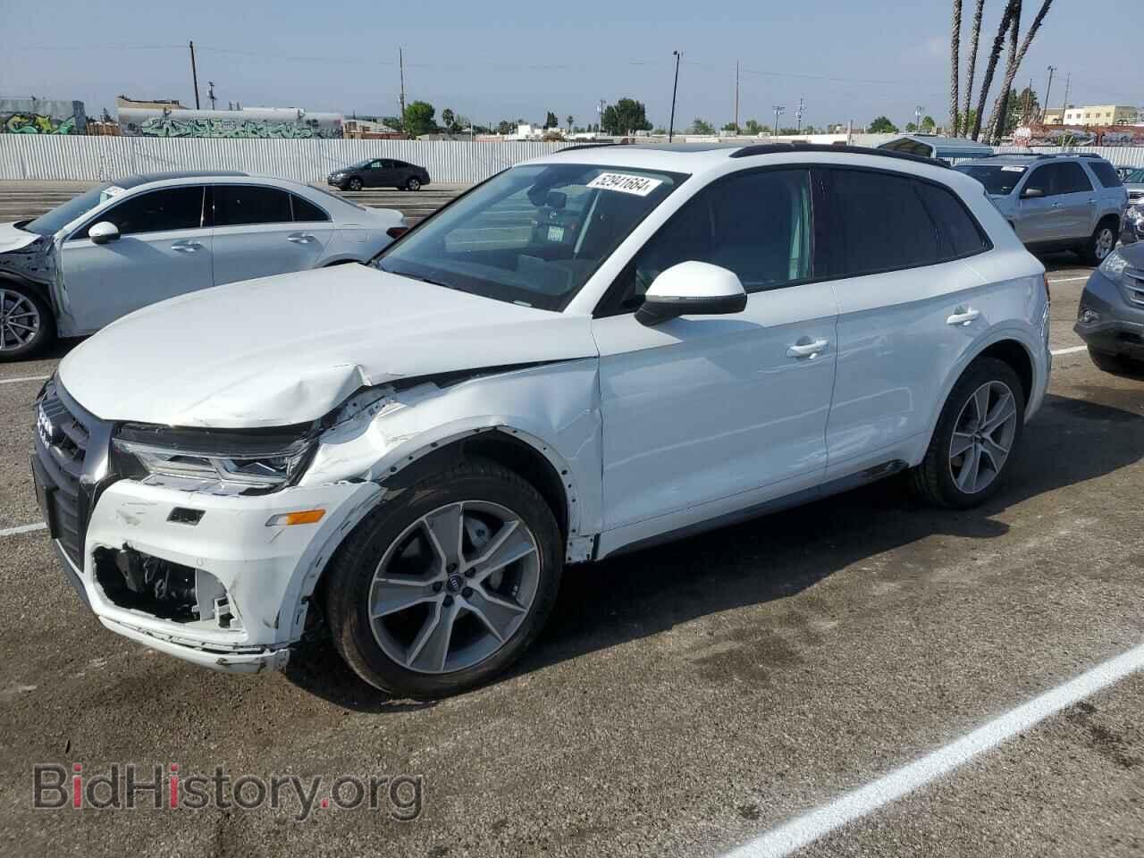 Фотография WA1BNAFY5L2061053 - AUDI Q5 2020