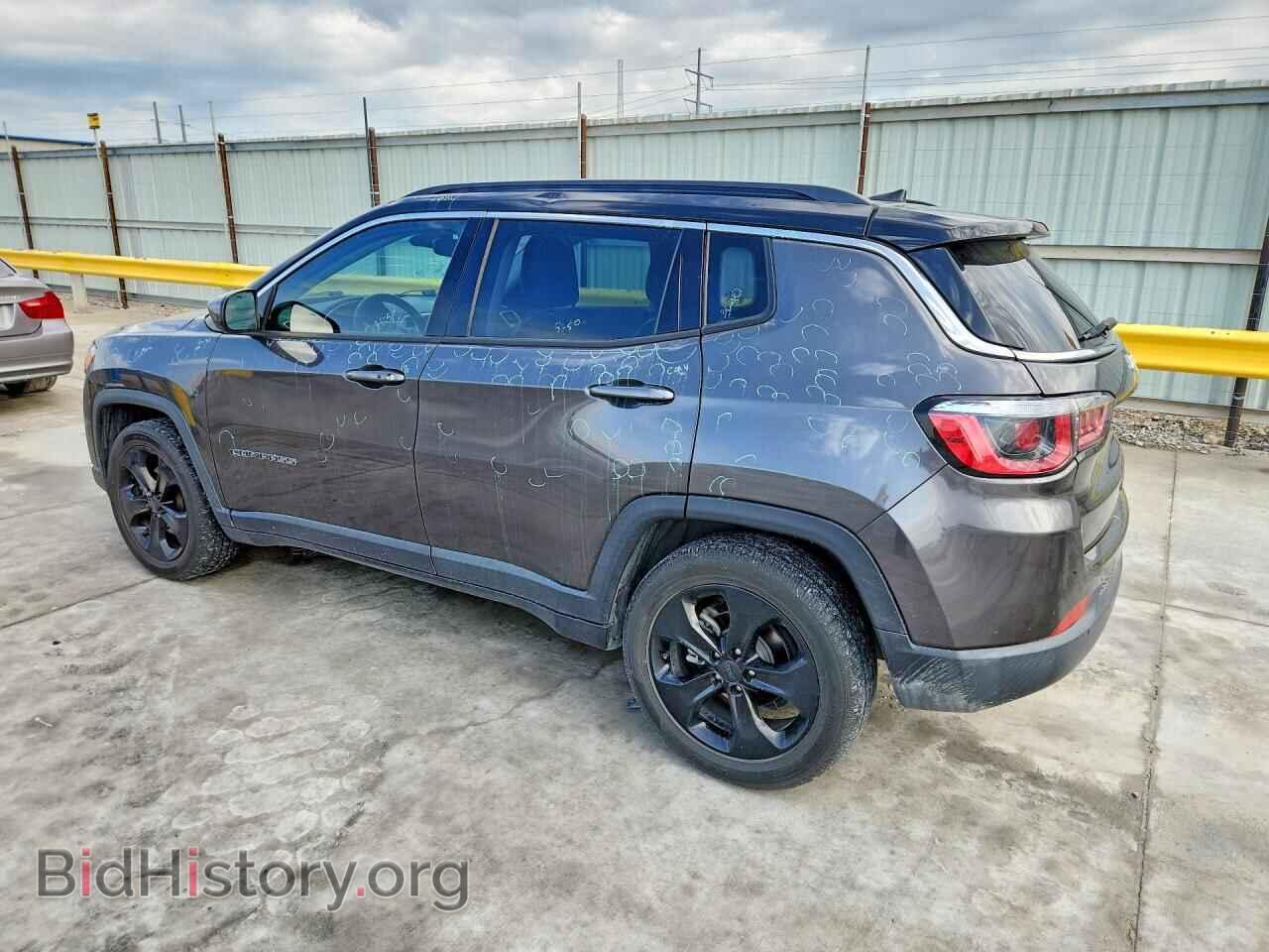 2018 JEEP COMPASS - VIN: 3C4NJCBB8JT137453 - Фото 2