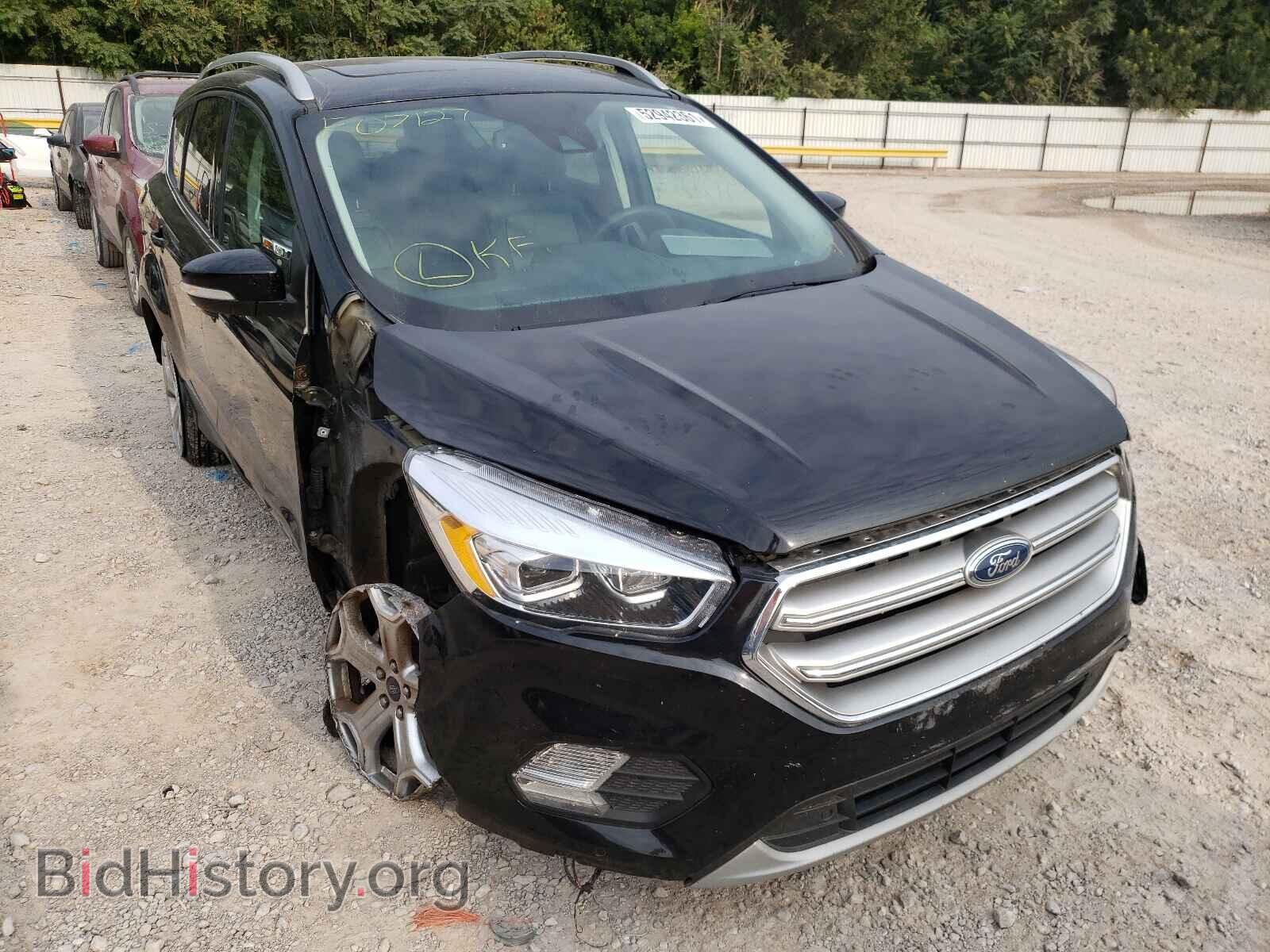 Фотография 1FMCU9J90HUF07127 - FORD ESCAPE 2017