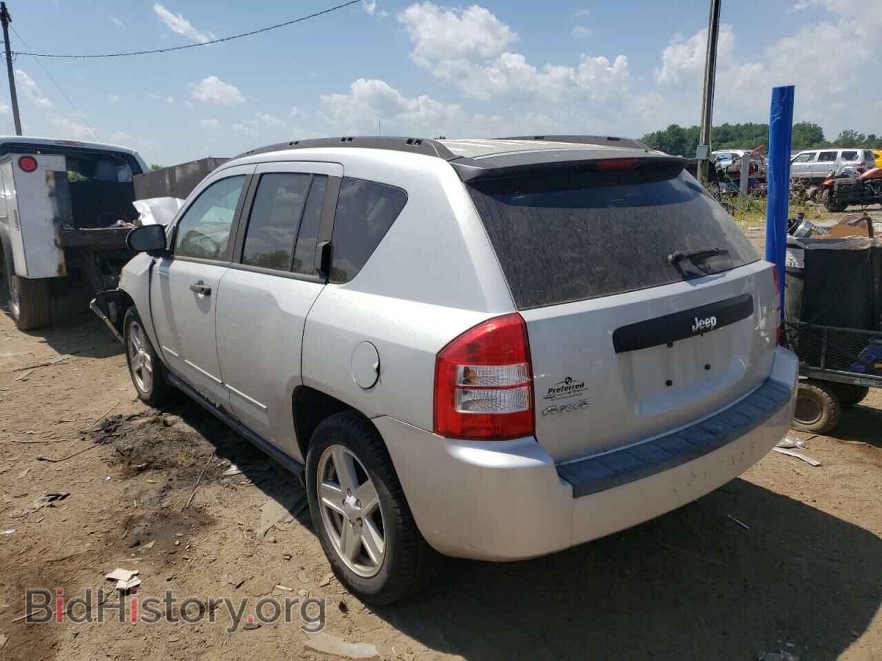 2009 JEEP COMPASS - VIN: 1J4FF47B79D107330 - Photo 3