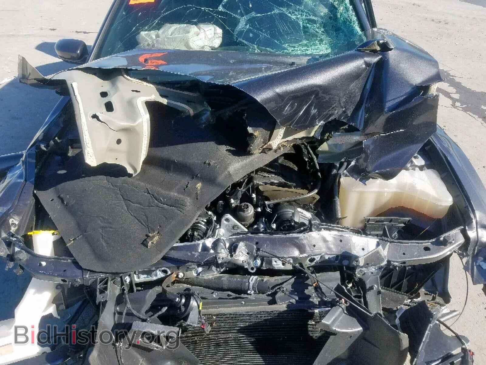 2019 CHRYSLER 300 - VIN: 2C3CCABG0KH555540 - Фото 7