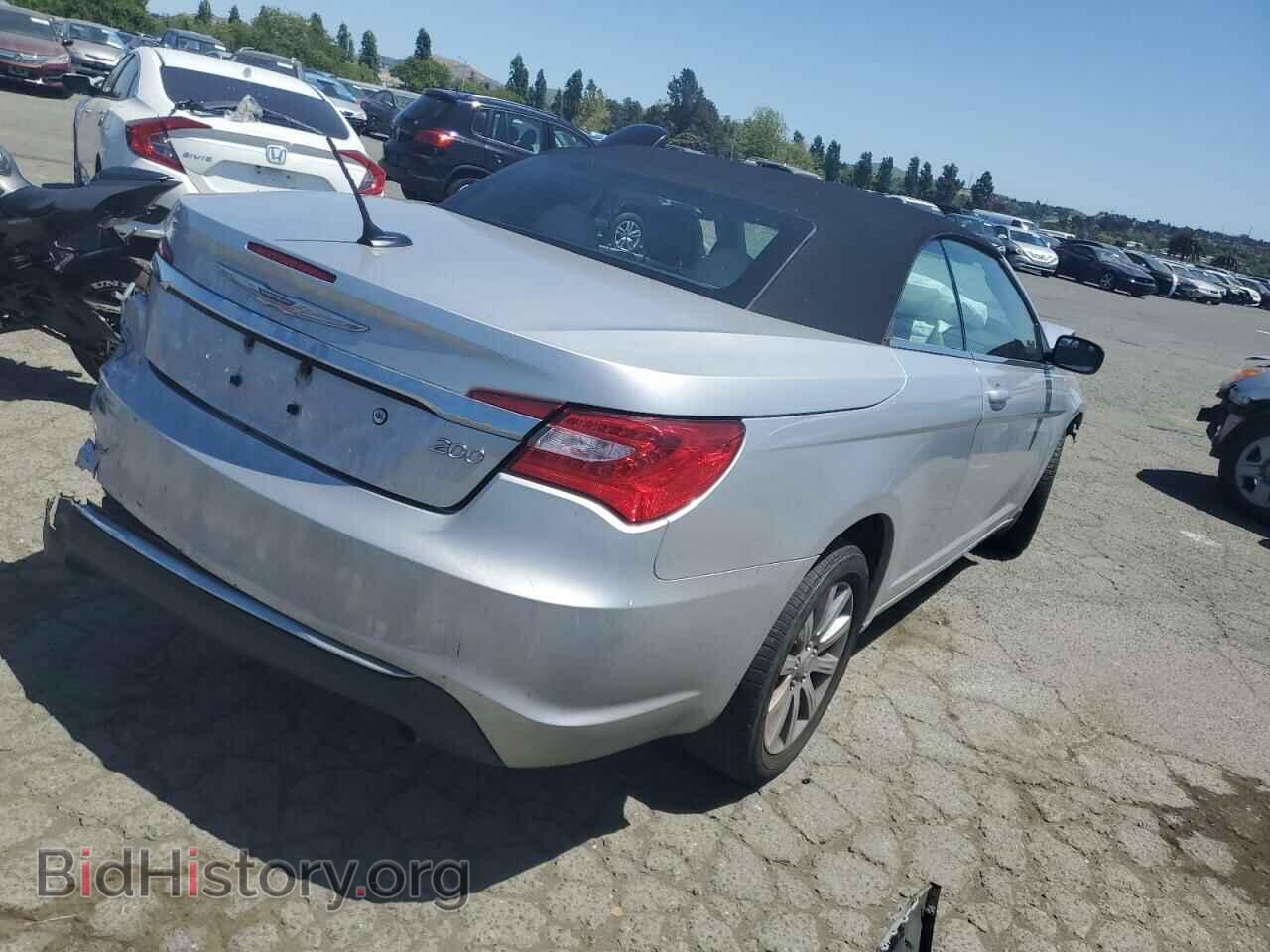 2012 CHRYSLER 200 - VIN: 1C3BCBEB1CN218806 - Photo 3