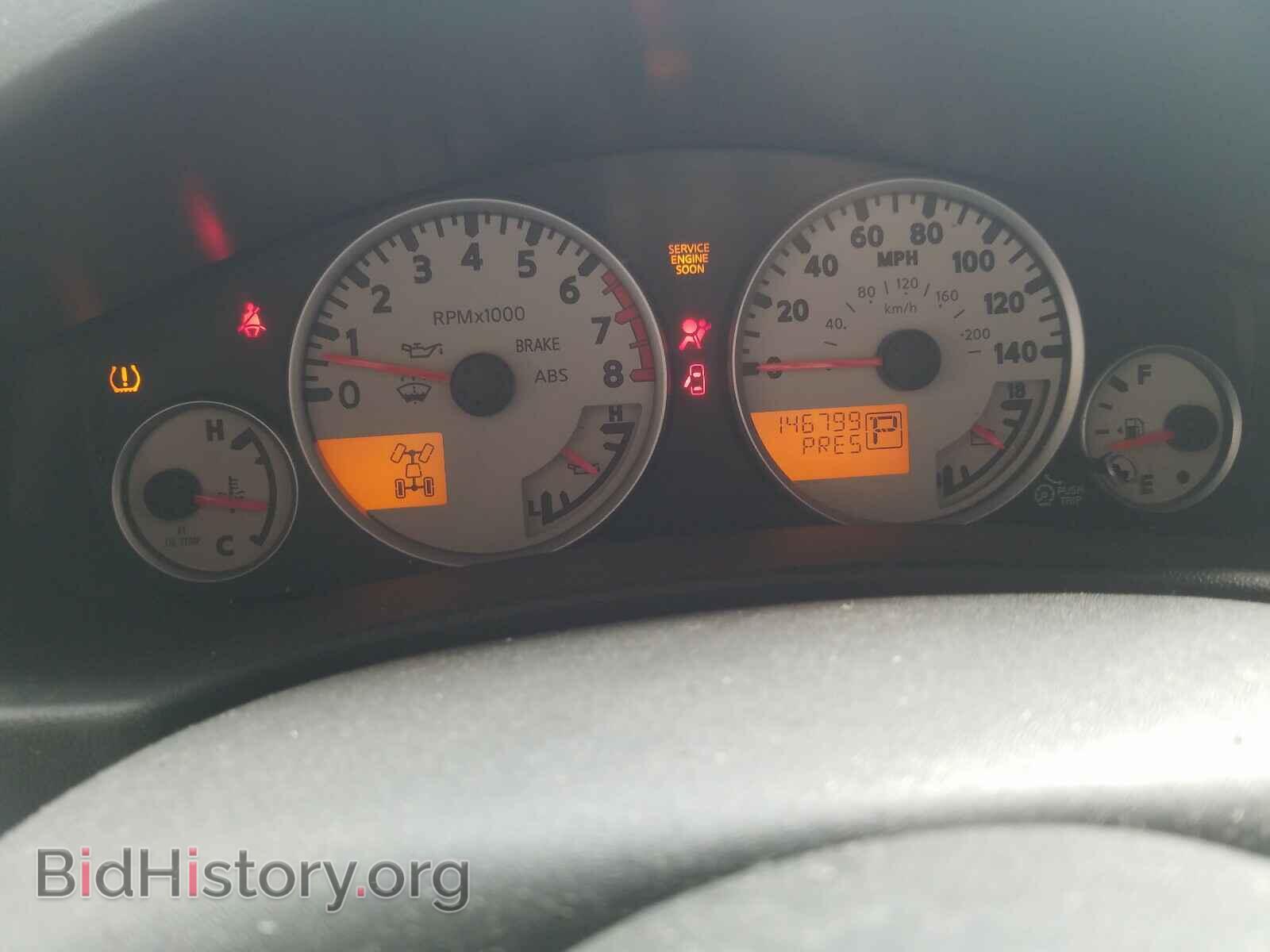 2011 NISSAN FRONTIER - VIN: 1N6AD0EV5BC410322 - Photo 8