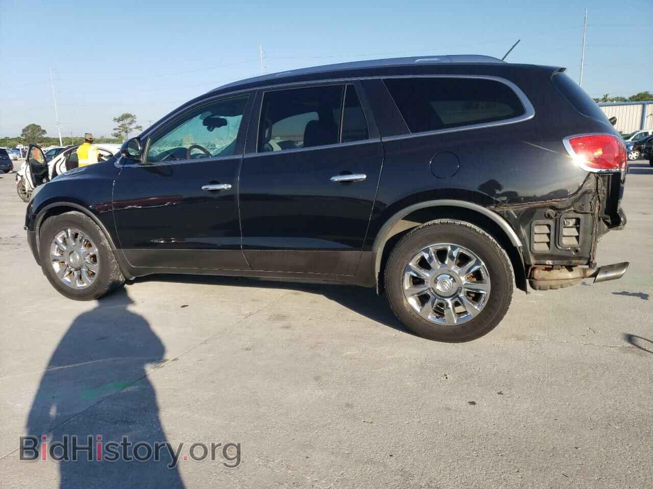 2011 BUICK ENCLAVE - VIN: 5GAKRBED2BJ359161 - Фото 2