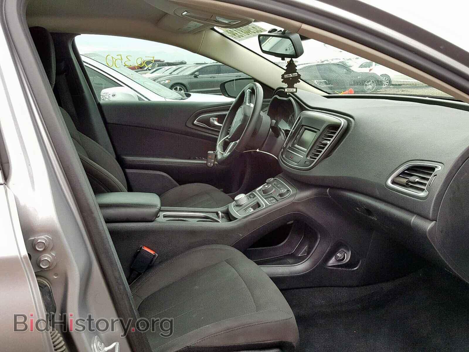 2016 CHRYSLER 200 - VIN: 1C3CCCAB8GN145245 - Photo 5