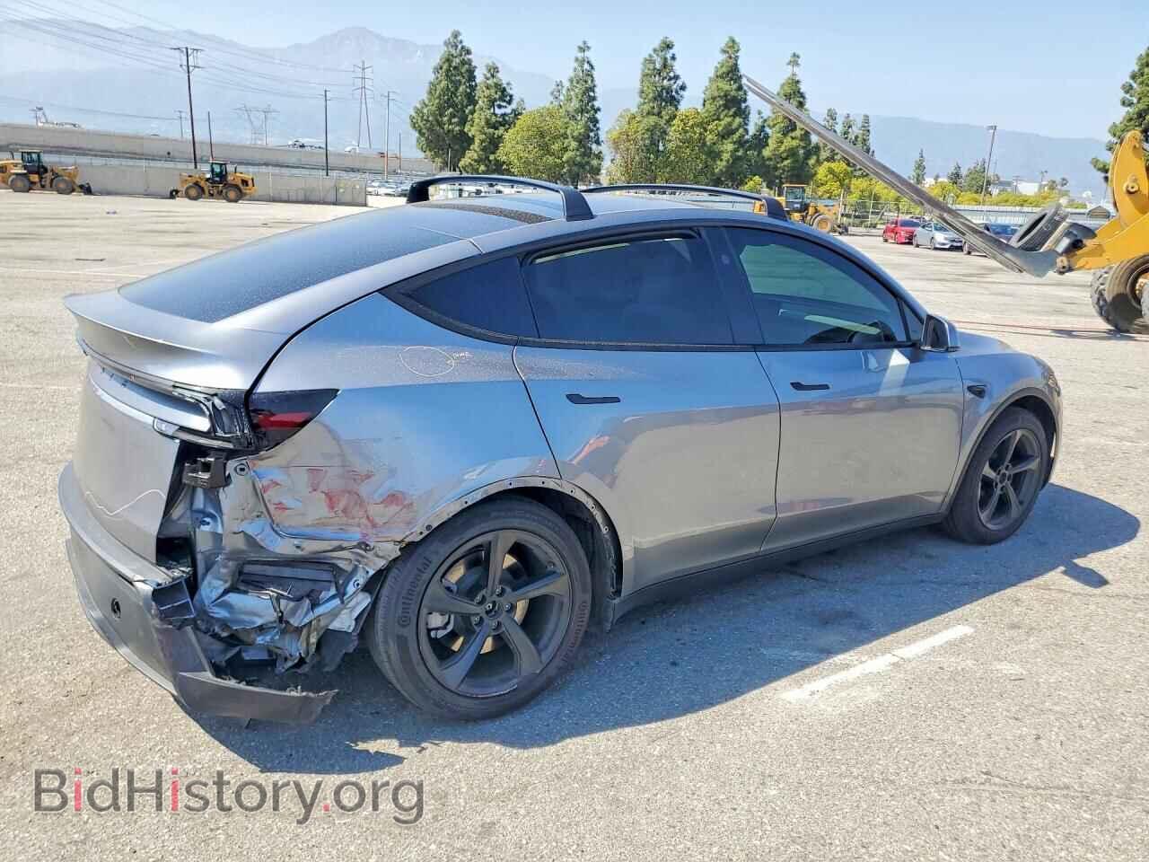 2026 TESLA MODEL Y - VIN: 7SAYGDEDXTF406393 - Фото 3