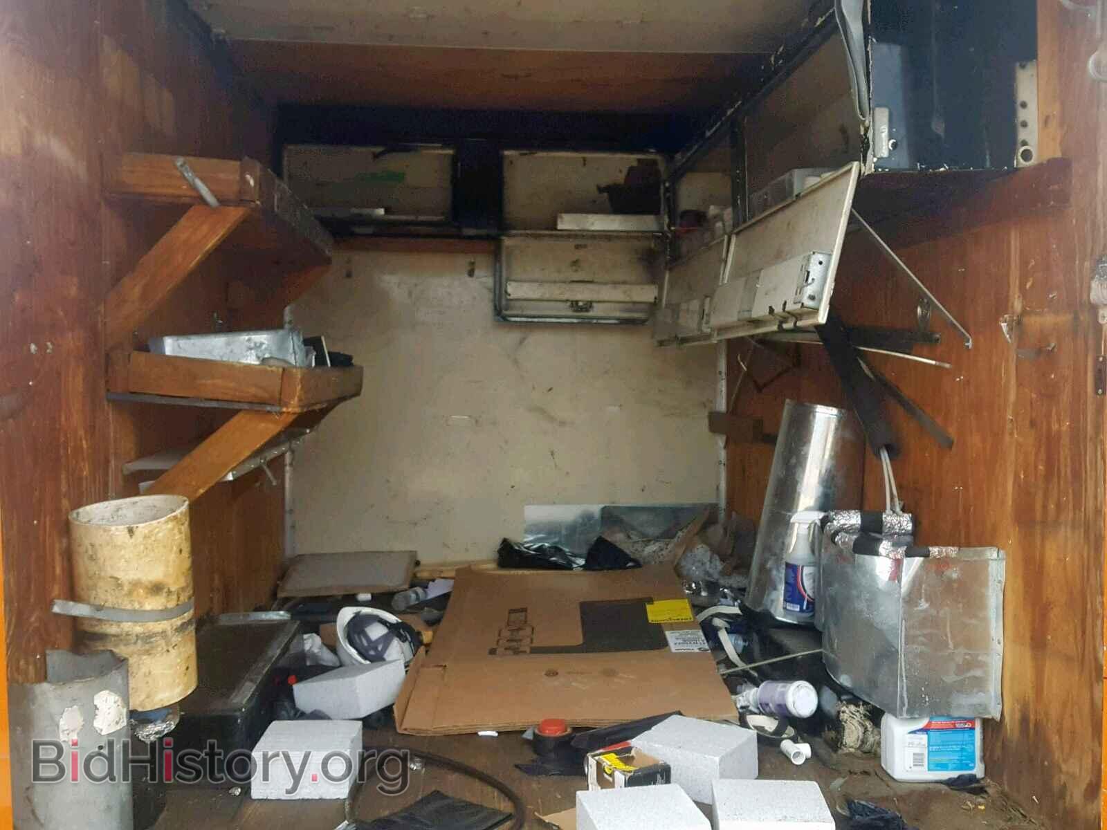 2008 FORD ECONOLINE - VIN: 1FDSE35P28DB04524 - Фото 6