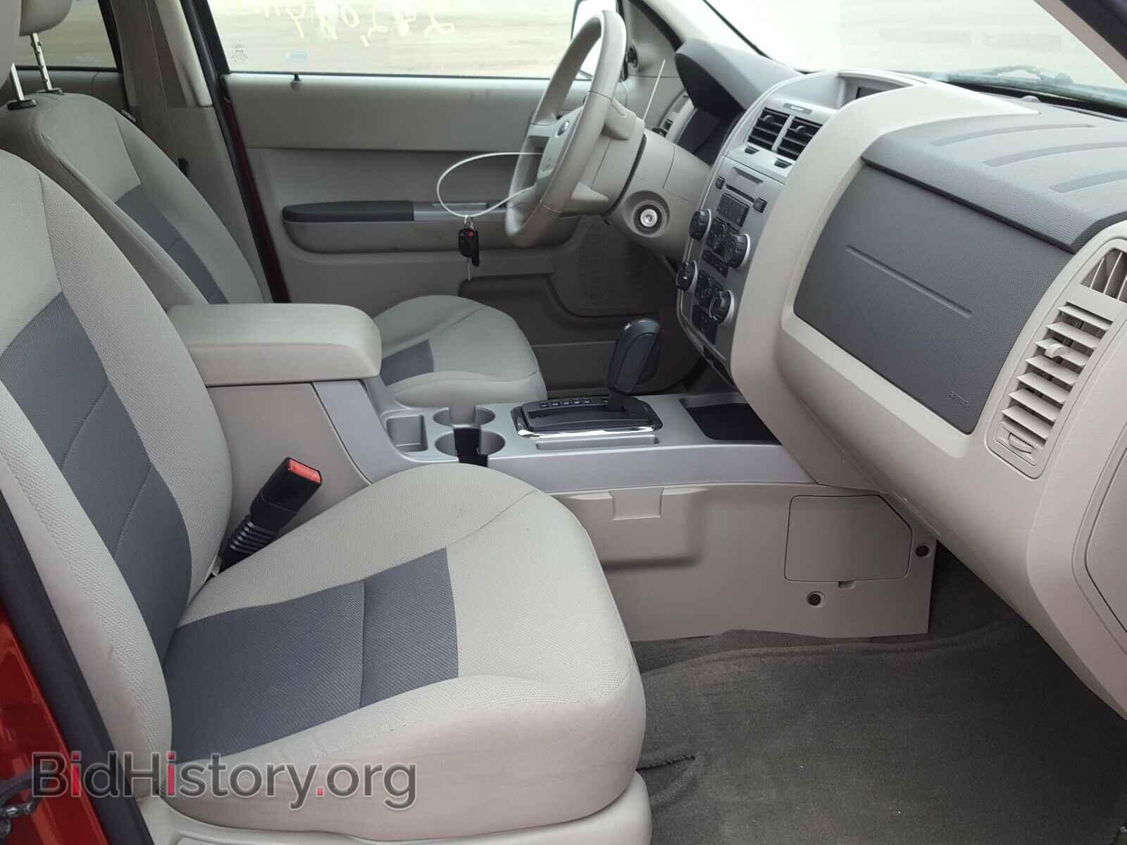 2008 FORD ESCAPE - VIN: 1FMCU93118KC61823 - Фото 5