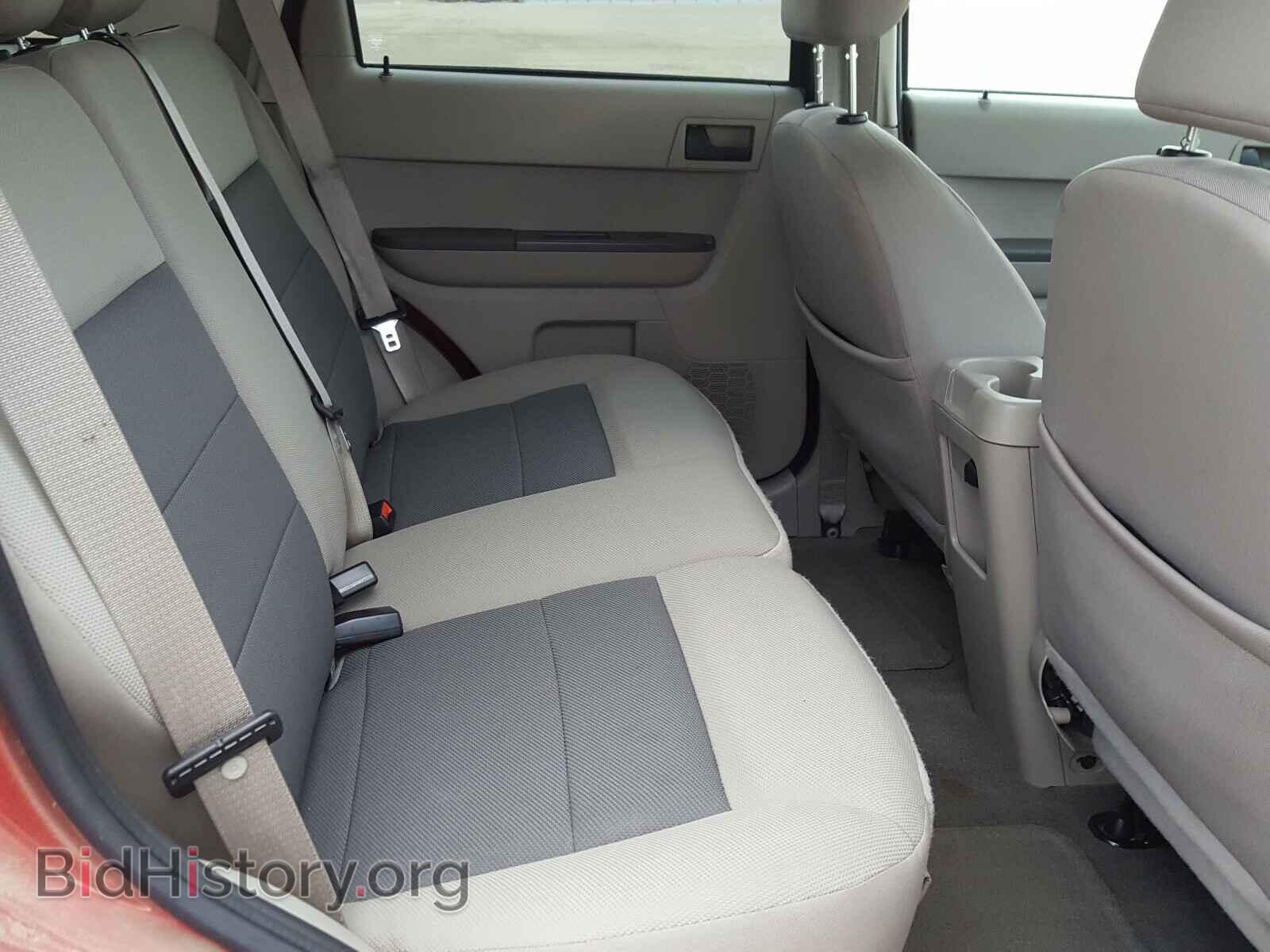 2008 FORD ESCAPE - VIN: 1FMCU93118KC61823 - Фото 6