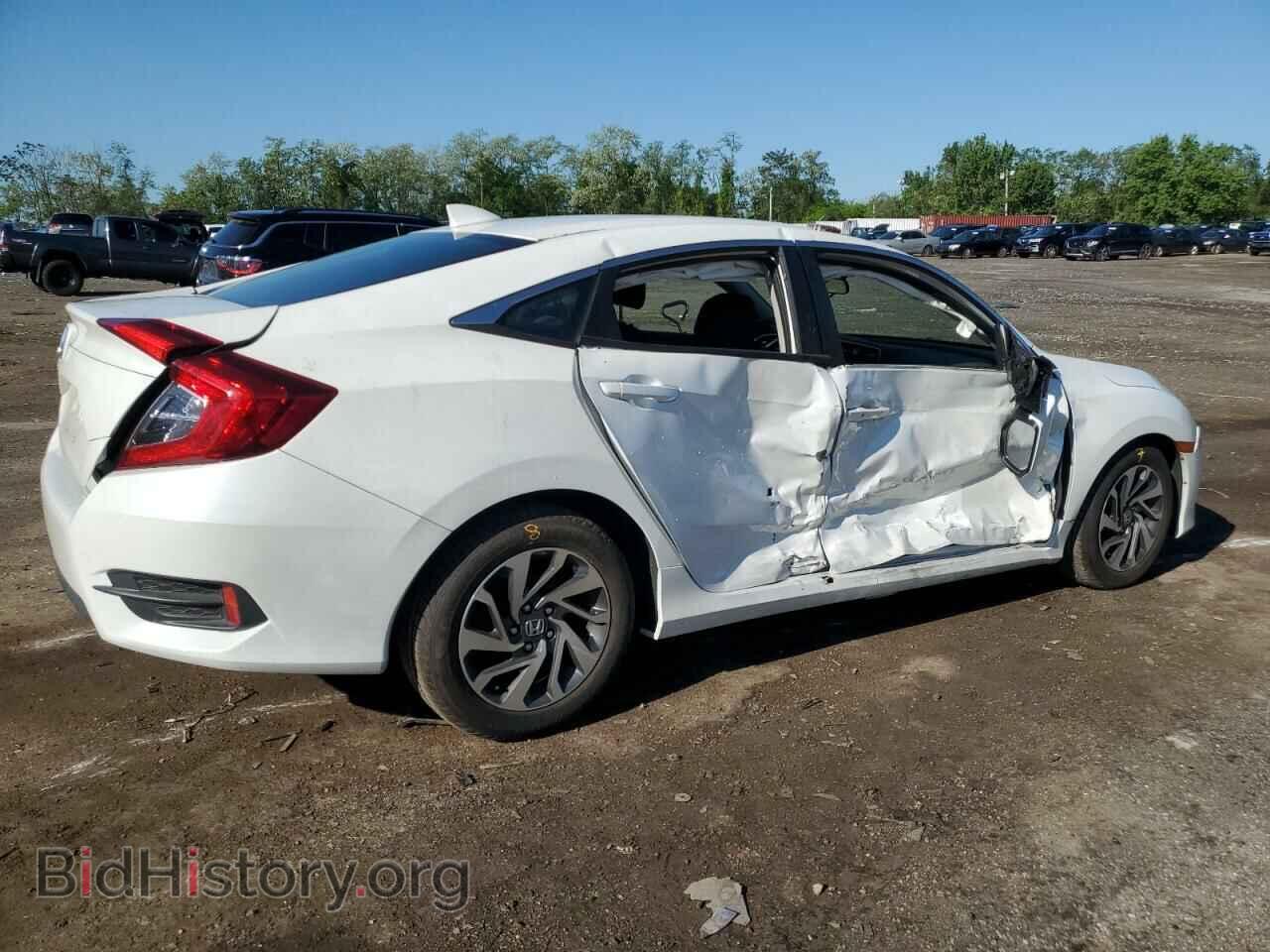 2017 HONDA CIVIC - VIN: 19XFC2F79HE224517 - Фото 3