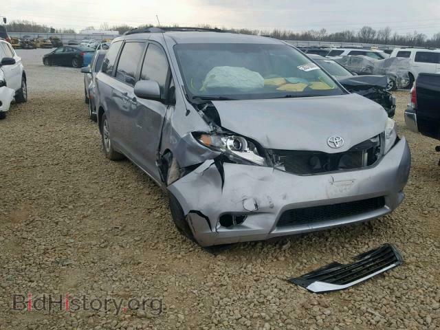 Photo 5TDKK3DC4CS264655 - TOYOTA SIENNA LE 2012