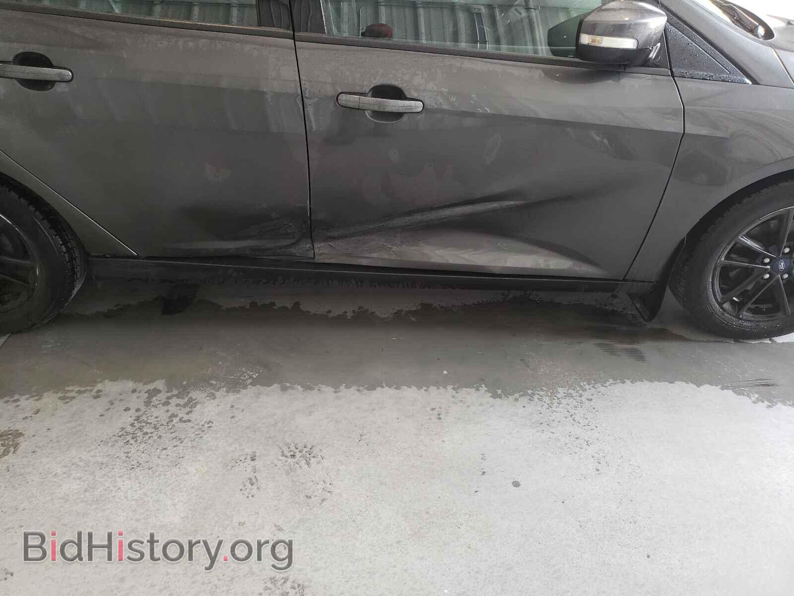 2016 FORD FOCUS - VIN: 1FADP3F20GL322076 - Photo 9