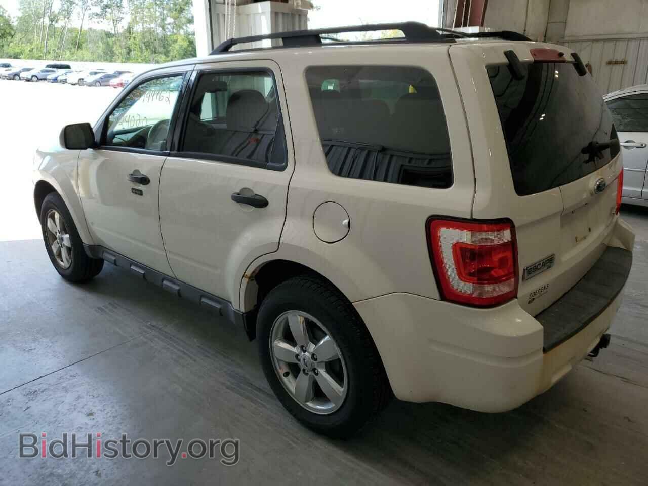 2009 FORD ESCAPE - VIN: 1FMCU93729KD06015 - Фото 3