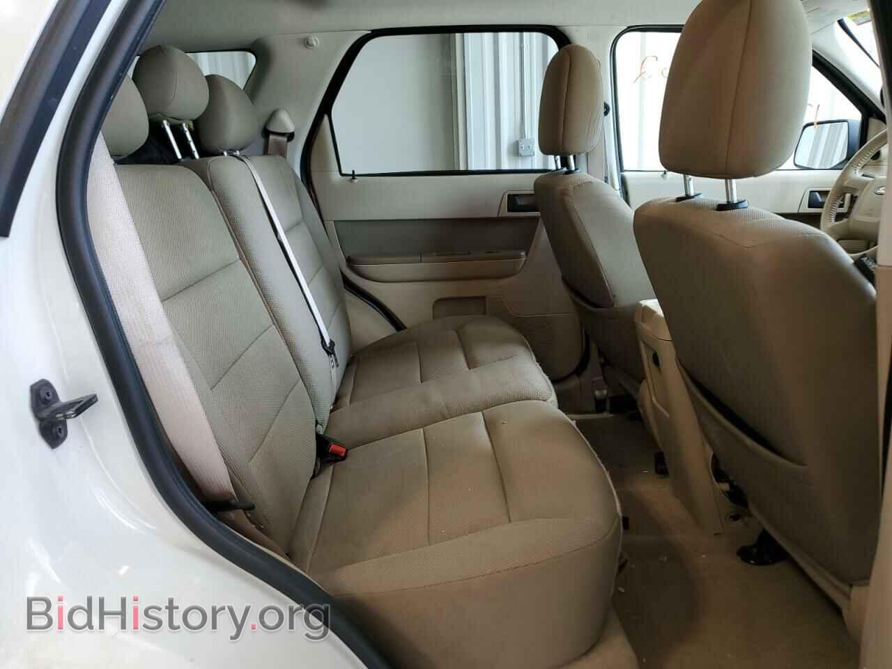 2009 FORD ESCAPE - VIN: 1FMCU93729KD06015 - Фото 6