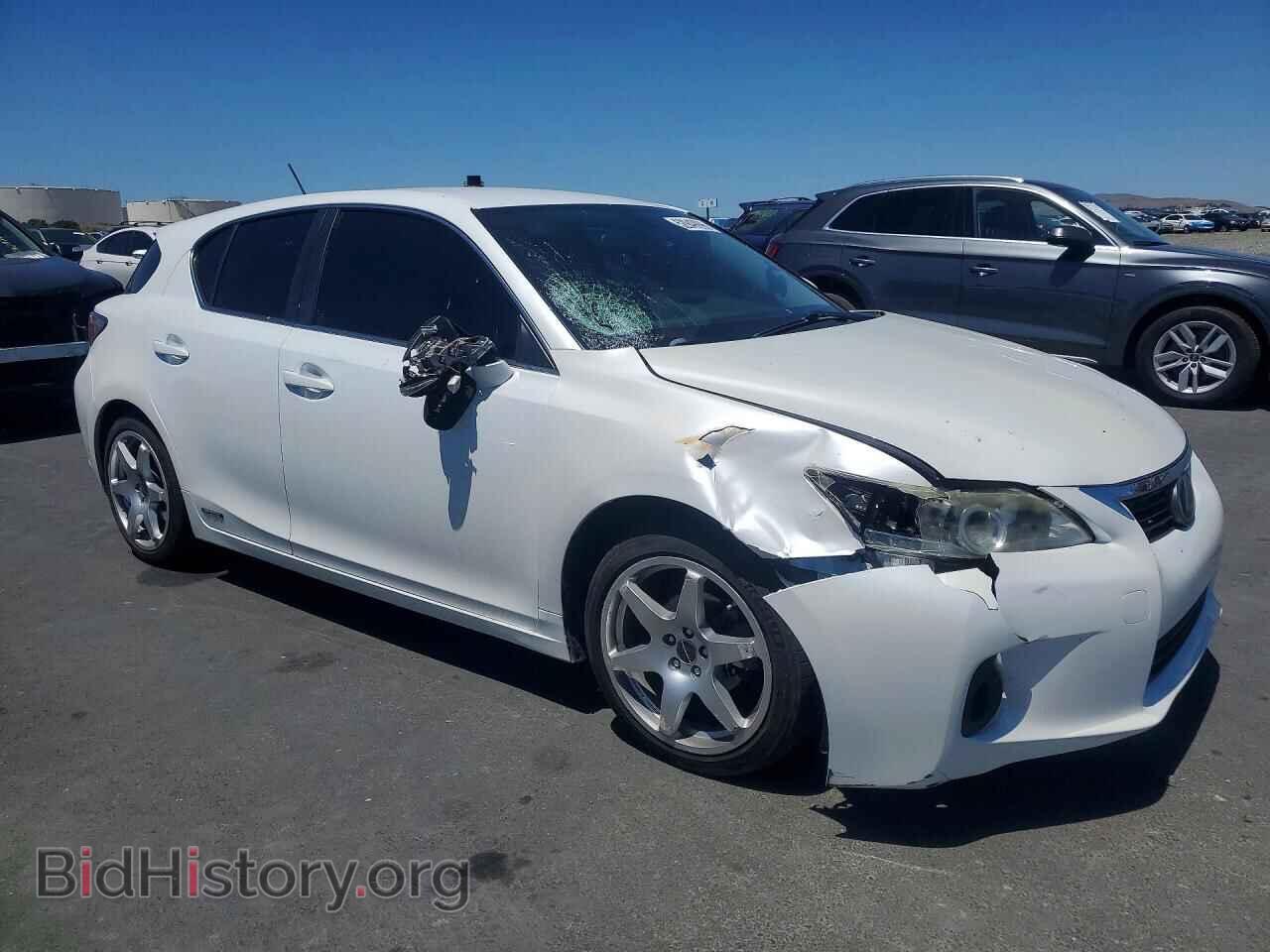 2011 LEXUS CT 200 - VIN: JTHKD5BH8B2039101 - Photo 4