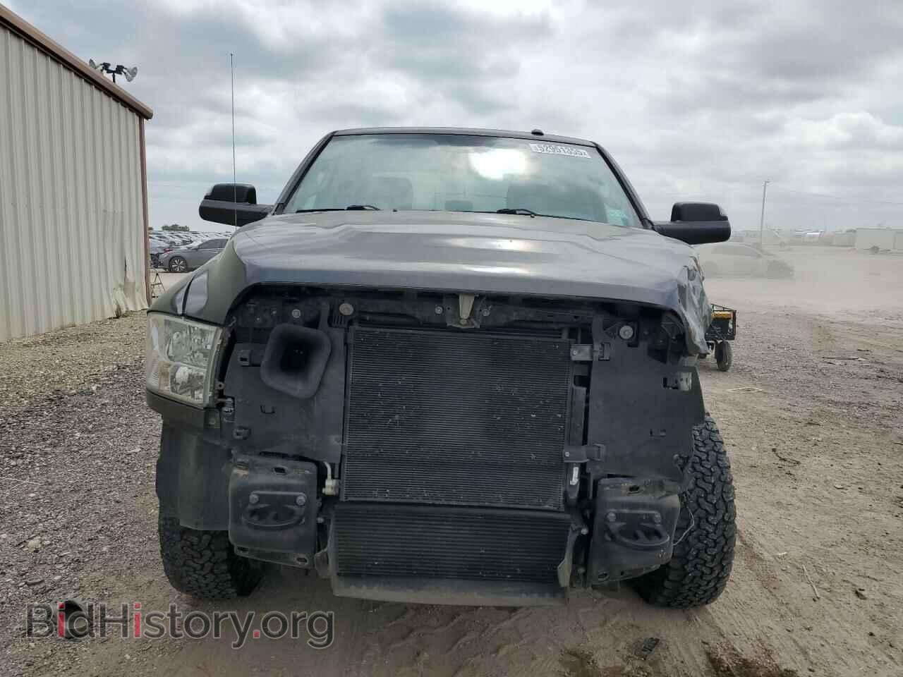 2017 RAM All Models - VIN: 3C6UR5HL3HG639331 - Photo 5