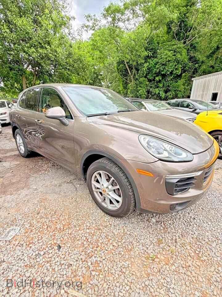 Photo WP1AA2A20GLA00519 - PORSCHE CAYENNE 2016