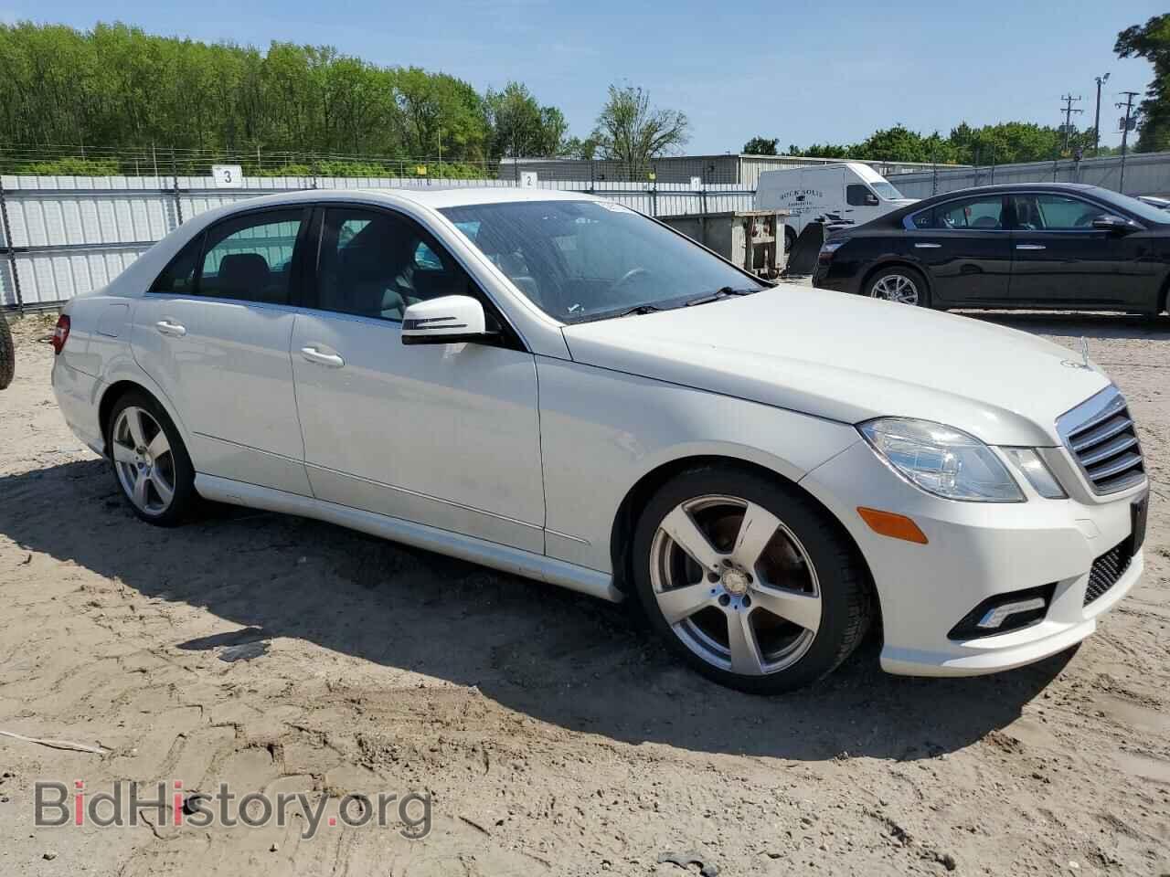 2011 MERCEDES-BENZ E-CLASS - VIN: WDDHF5GB2BA345085 - Фото 4