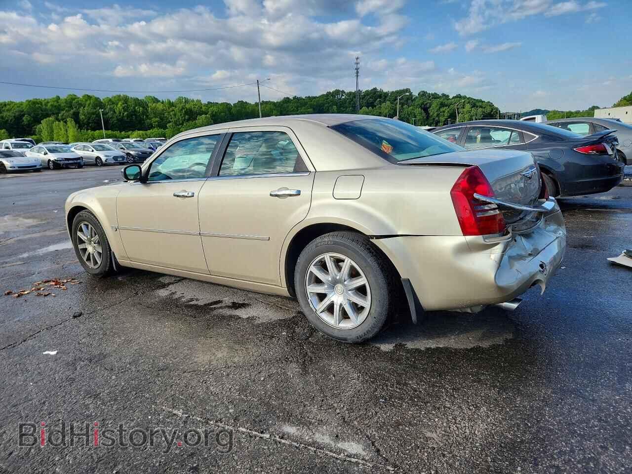 2006 CHRYSLER 300 - VIN: 2C3LA63H56H201397 - Фото 2