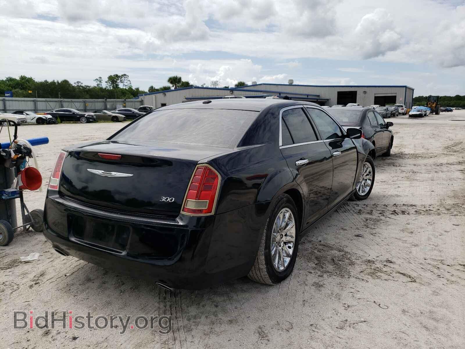 2012 CHRYSLER 300 - VIN: 2C3CCACG3CH288975 - Фото 4