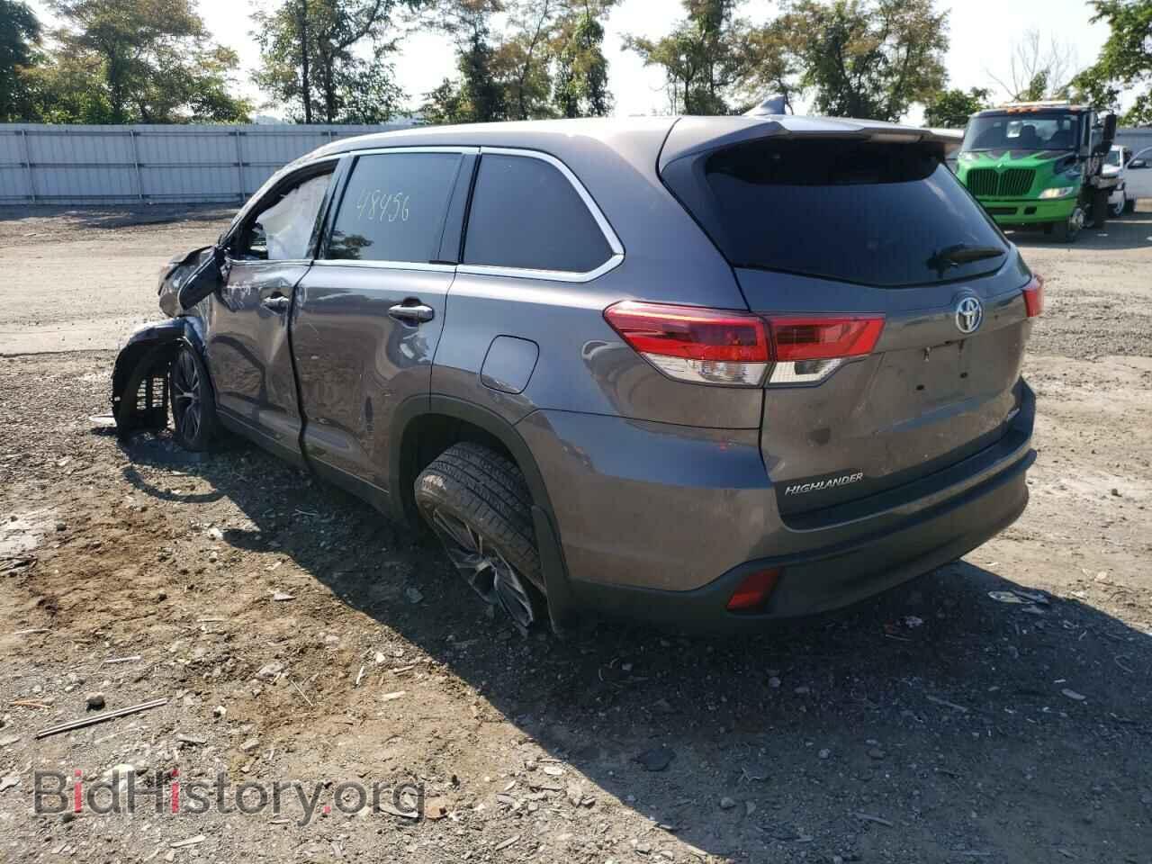 2017 TOYOTA HIGHLANDER - VIN: 5TDBZRFH3HS433286 - Фото 3