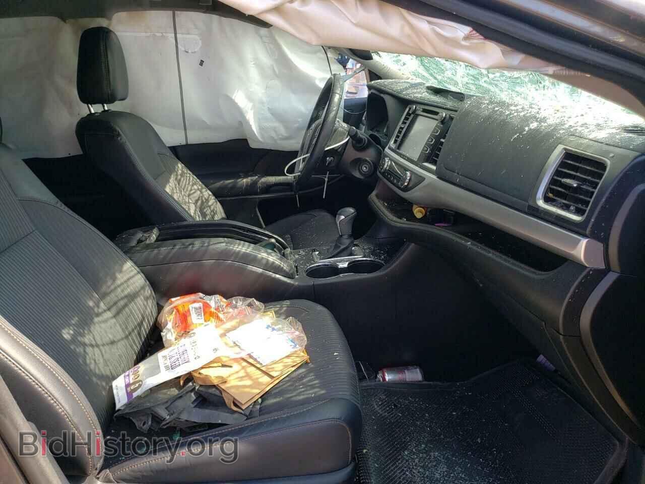 2017 TOYOTA HIGHLANDER - VIN: 5TDBZRFH3HS433286 - Фото 5