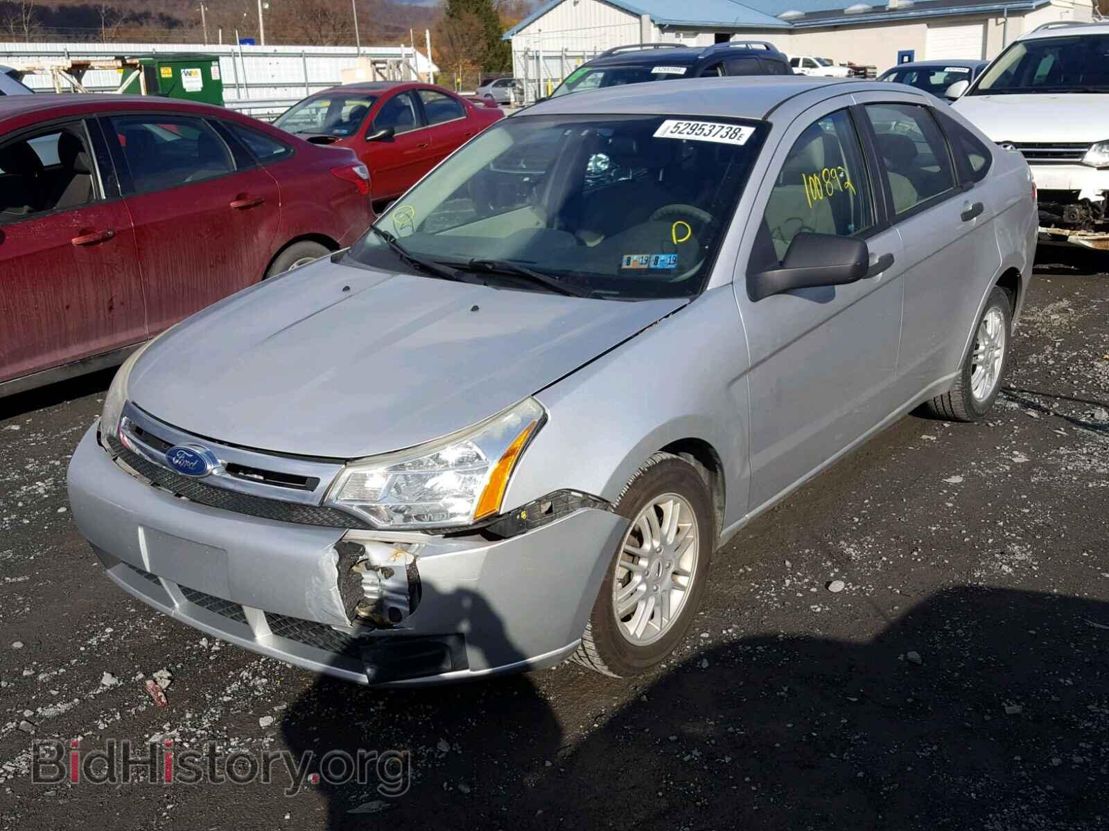 2009 FORD FOCUS - VIN: 1FAHP35N29W246018 - Фото 2