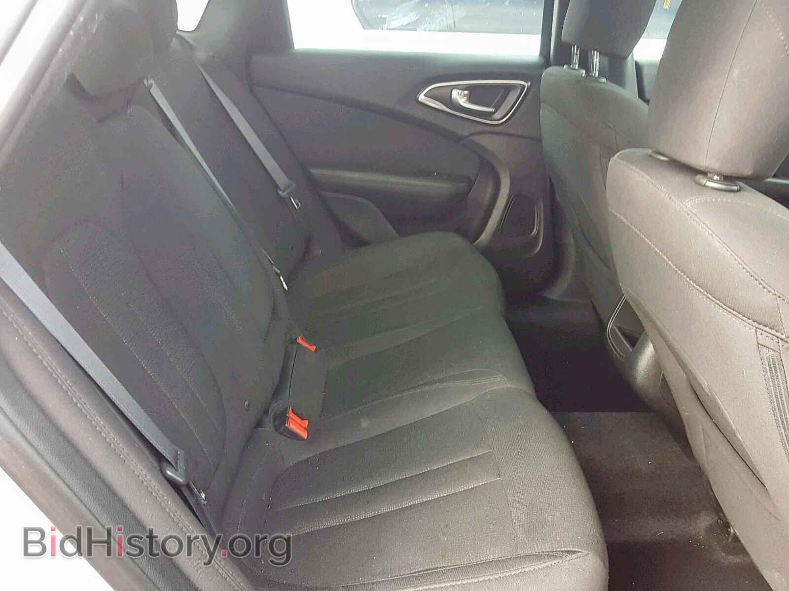 2016 CHRYSLER 200 - VIN: 1C3CCCAB3GN150045 - Фото 6