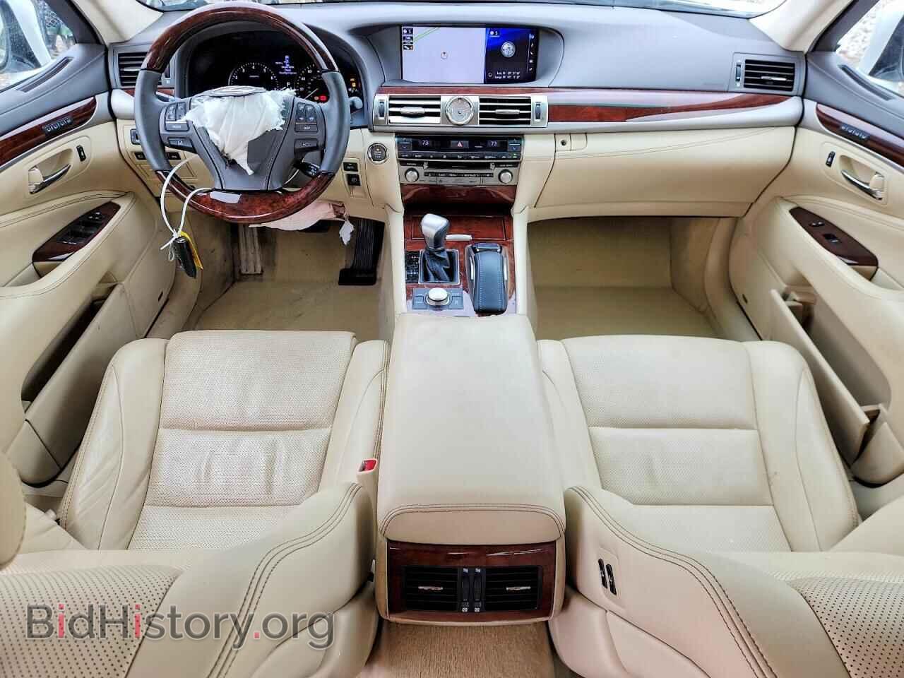 2017 LEXUS LS460 - VIN: JTHGL5EF8H5057950 - Photo 8