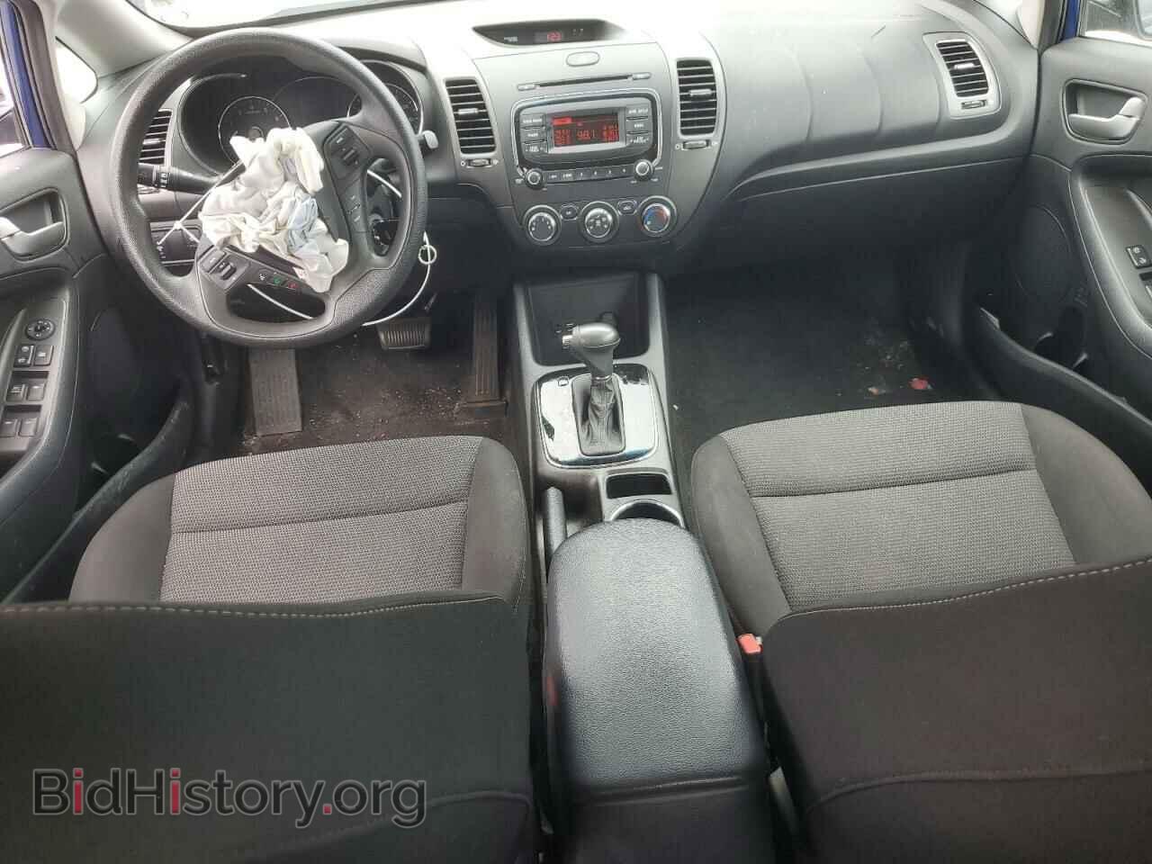 2017 KIA FORTE - VIN: 3KPFK4A7XHE143953 - Фото 8