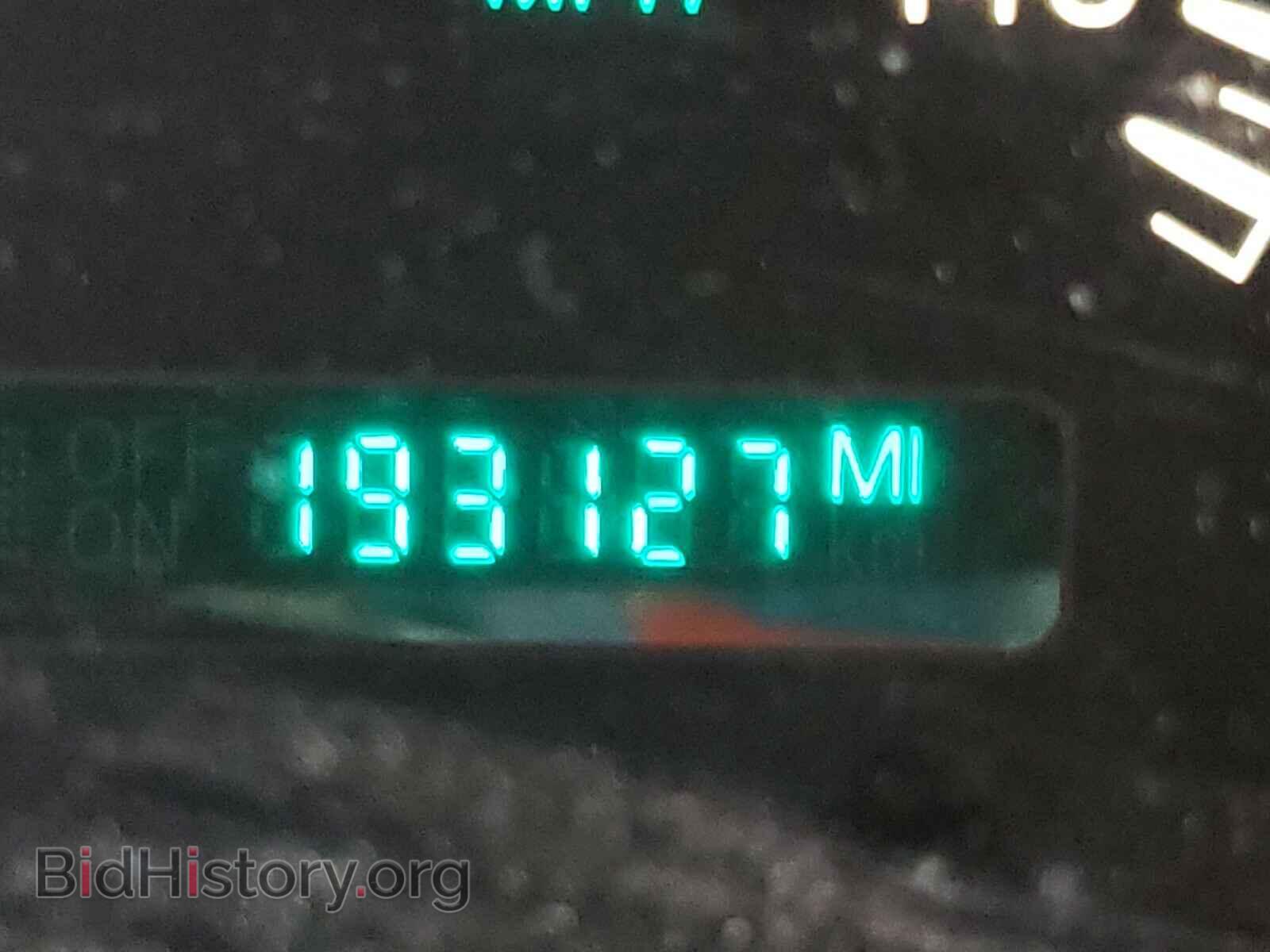 2002 CADILLAC DEVILLE - VIN: 1G6KF54932U302829 - Photo 8