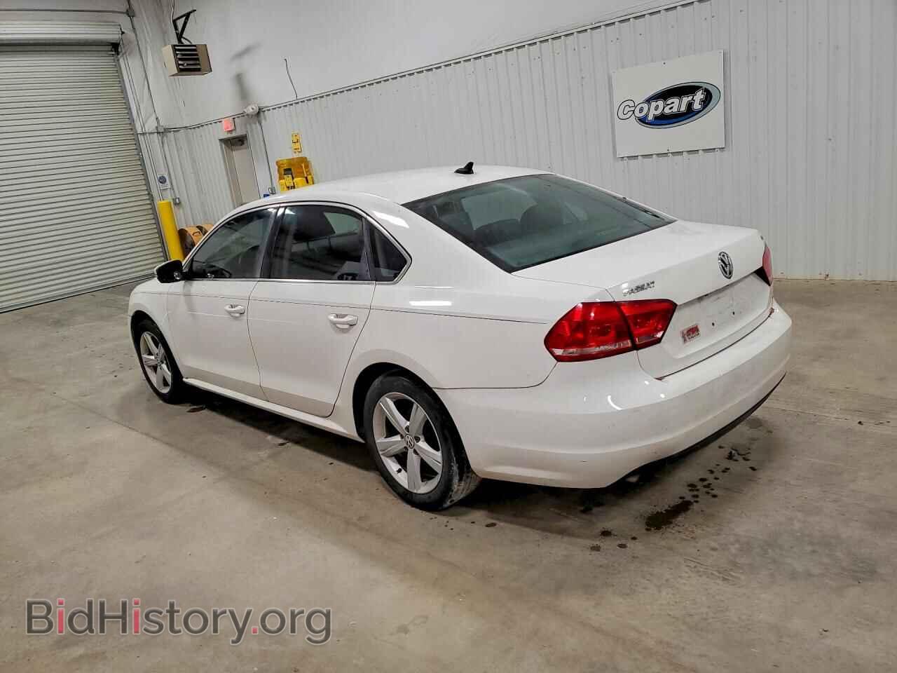 2015 VOLKSWAGEN PASSAT - VIN: 1VWAS7A36FC090307 - Фото 2