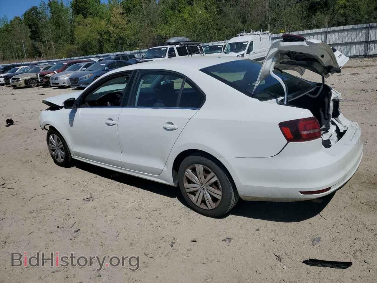 2017 VOLKSWAGEN JETTA - VIN: 3VW2B7AJ8HM235500 - Фото 2