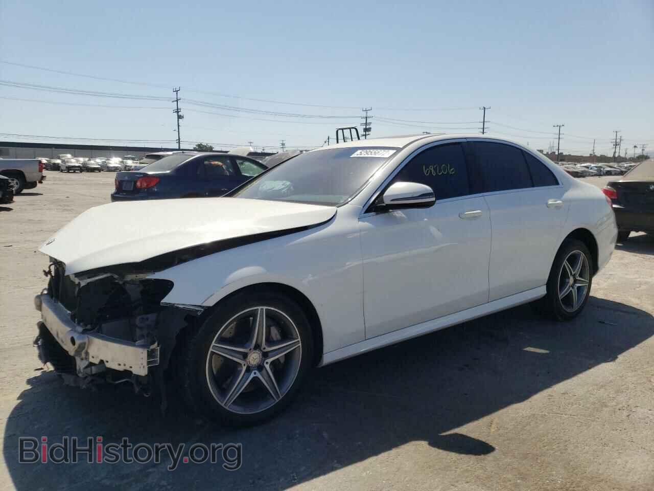 2017 MERCEDES-BENZ E-CLASS - VIN: WDDZF4JB3HA110839 - Фото 2