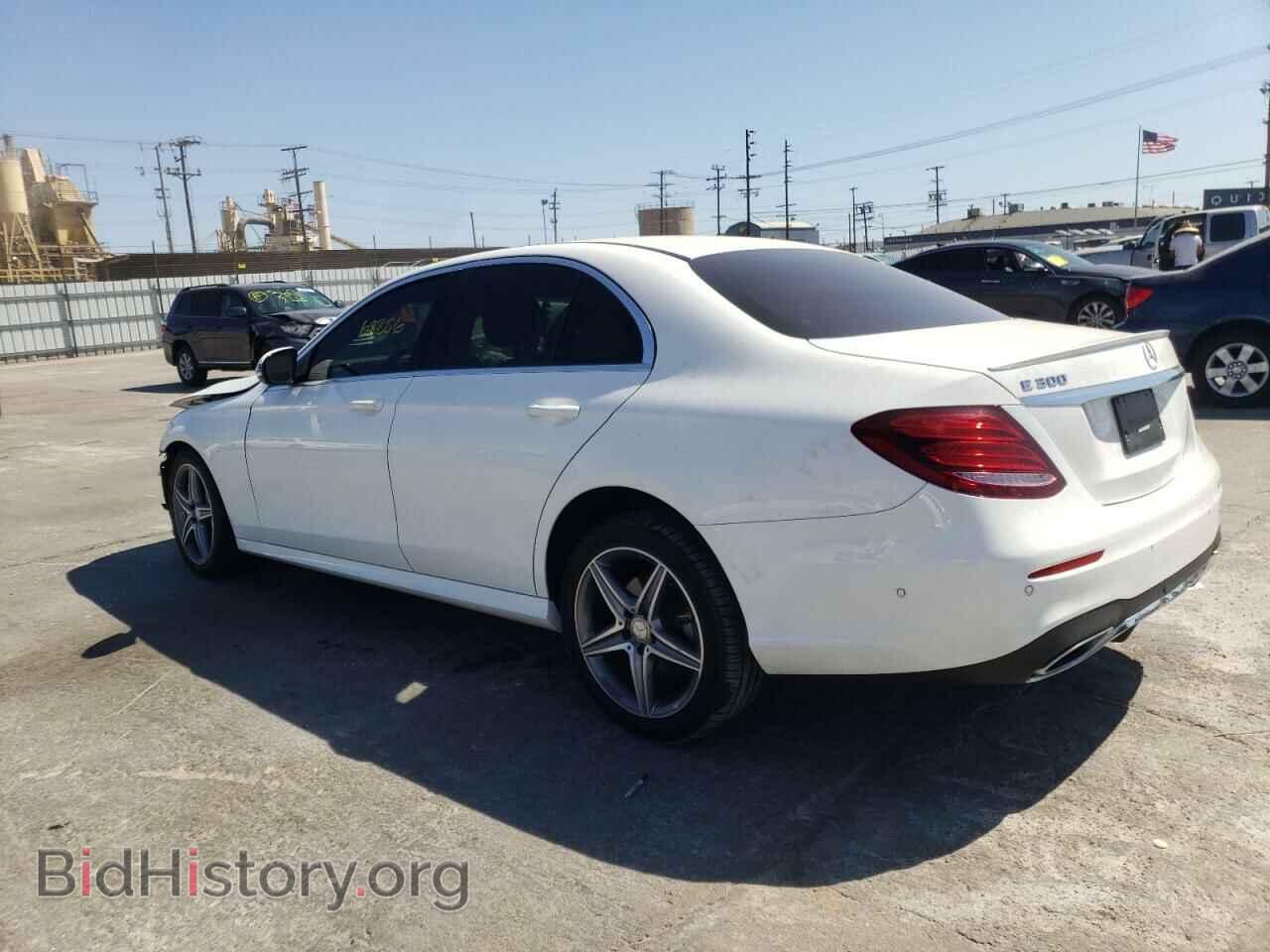 2017 MERCEDES-BENZ E-CLASS - VIN: WDDZF4JB3HA110839 - Фото 3