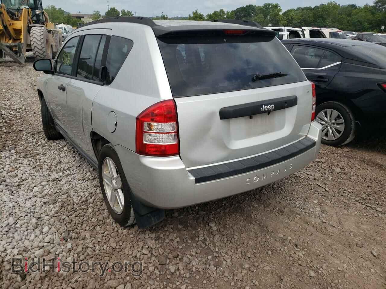 2007 JEEP COMPASS - VIN: 1J8FT47W07D410540 - Фото 3