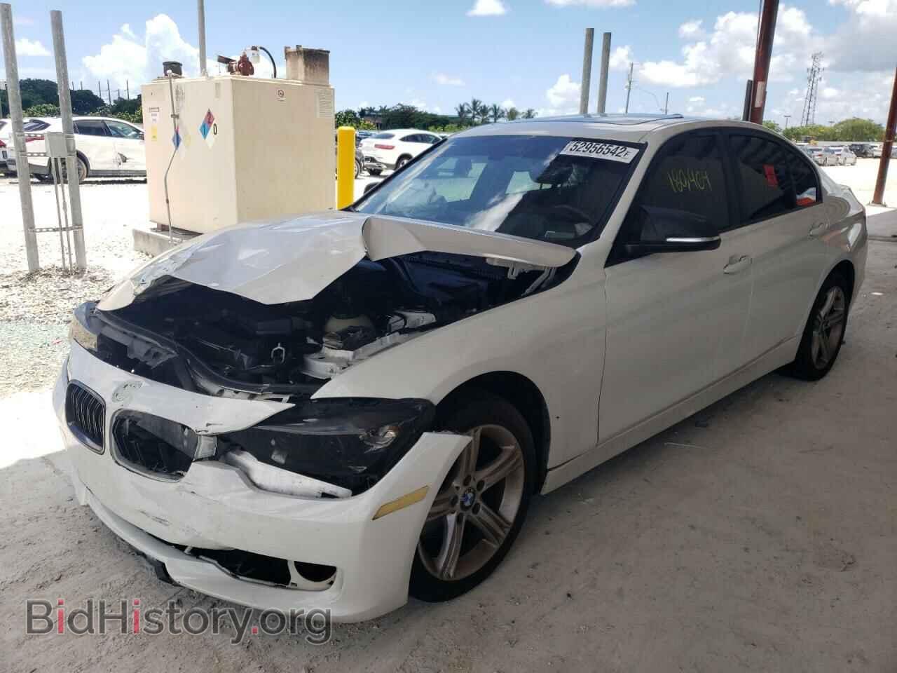 2013 BMW 3 SERIES - VIN: WBA3A5C56DF358895 - Фото 2