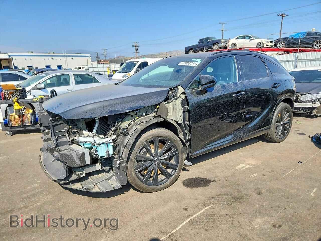 Photo 2T2BCMEA3PC007349 - LEXUS RX450 2023