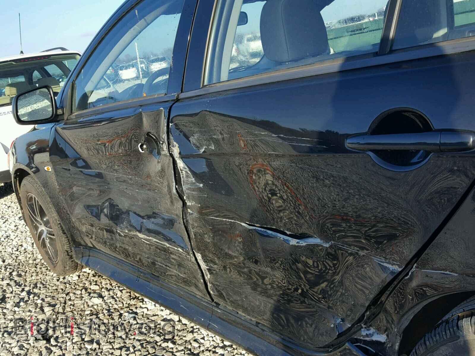 2011 MITSUBISHI LANCER - VIN: JA32U2FUXBU001038 - Фото 9