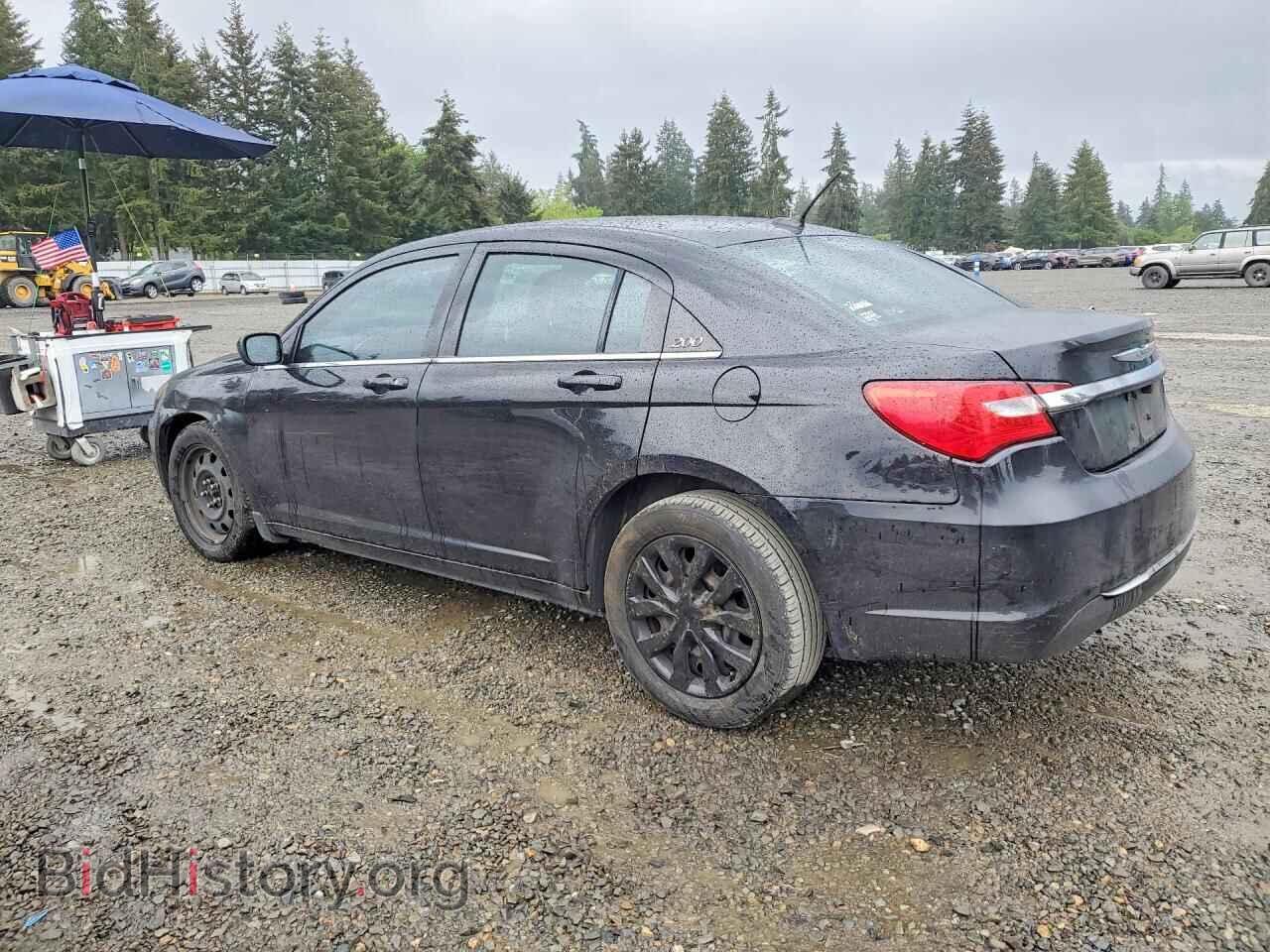 2012 CHRYSLER 200 - VIN: 1C3CCBAB6CN117741 - Photo 2