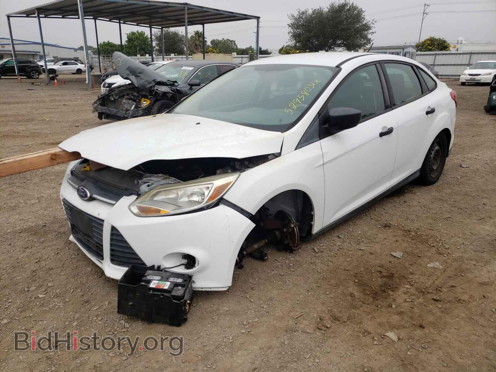 2012 FORD FOCUS - VIN: 1FAHP3E20CL227854 - Фото 2