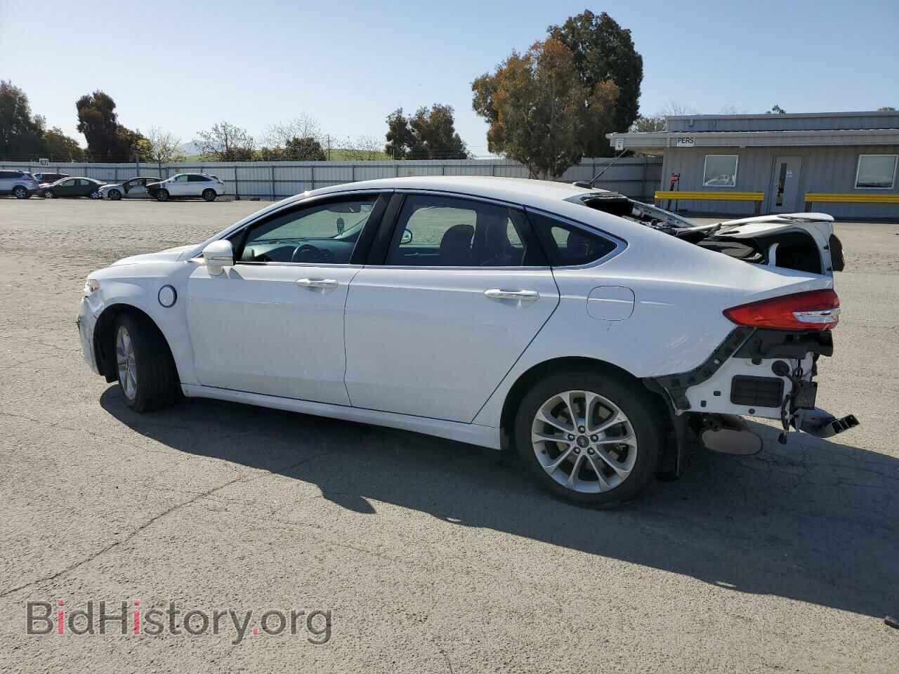 2019 FORD FUSION - VIN: 3FA6P0SU5KR238621 - Фото 2