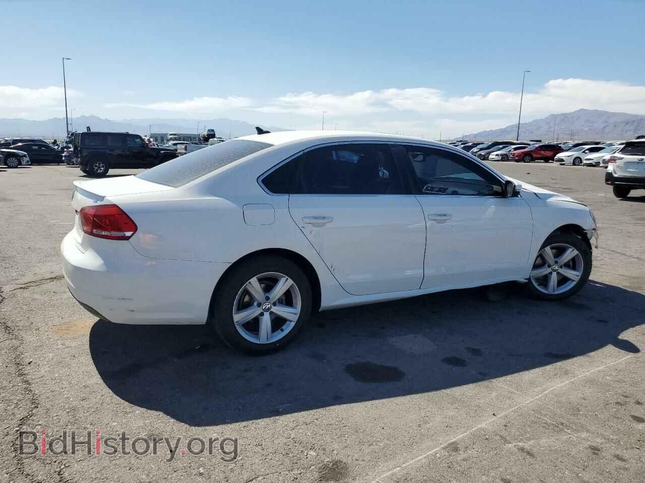 2013 VOLKSWAGEN PASSAT - VIN: 1VWBP7A32DC073233 - Фото 3
