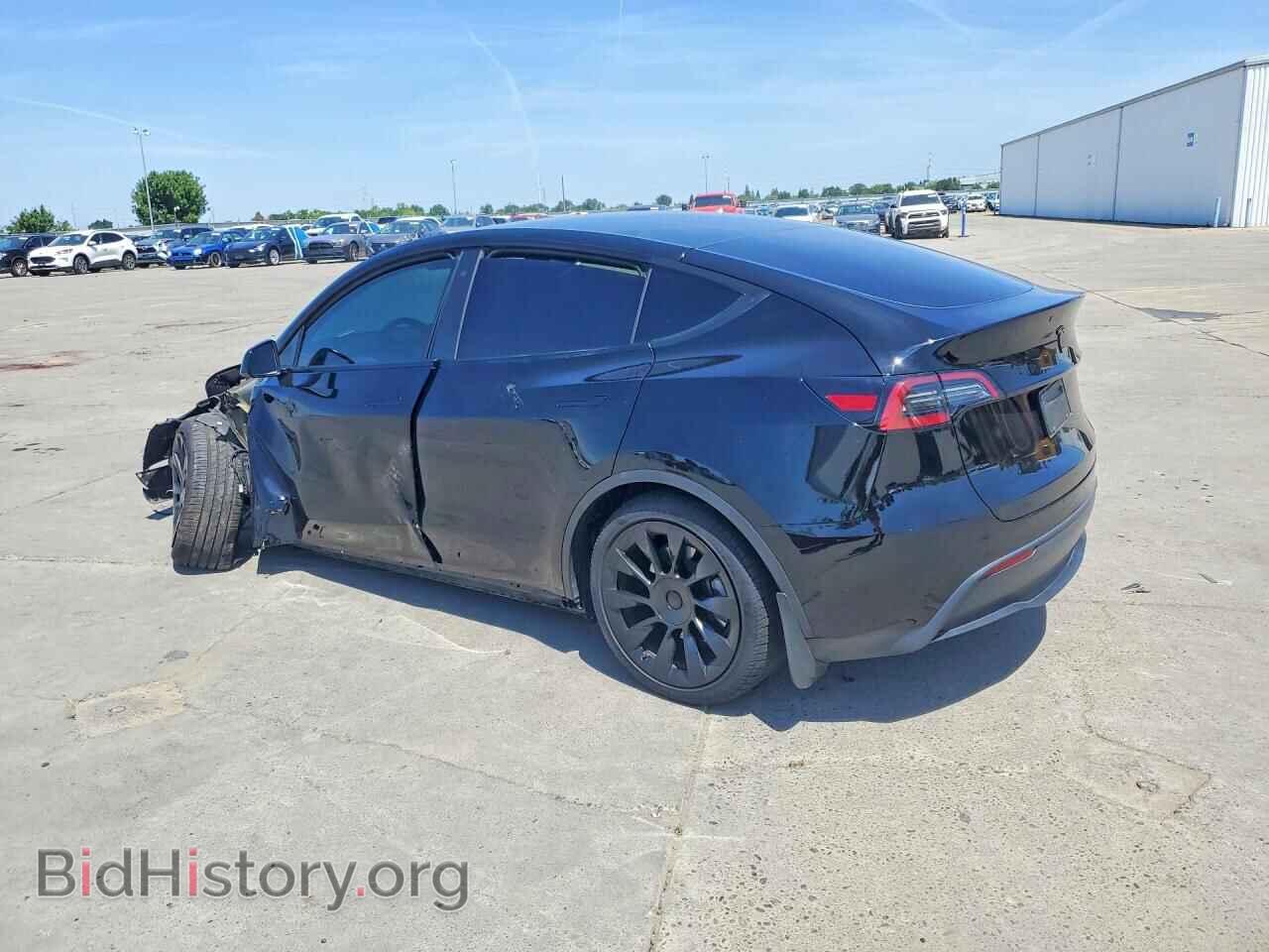 2023 TESLA MODEL Y - VIN: 7SAYGAEE4PF632636 - Фото 2