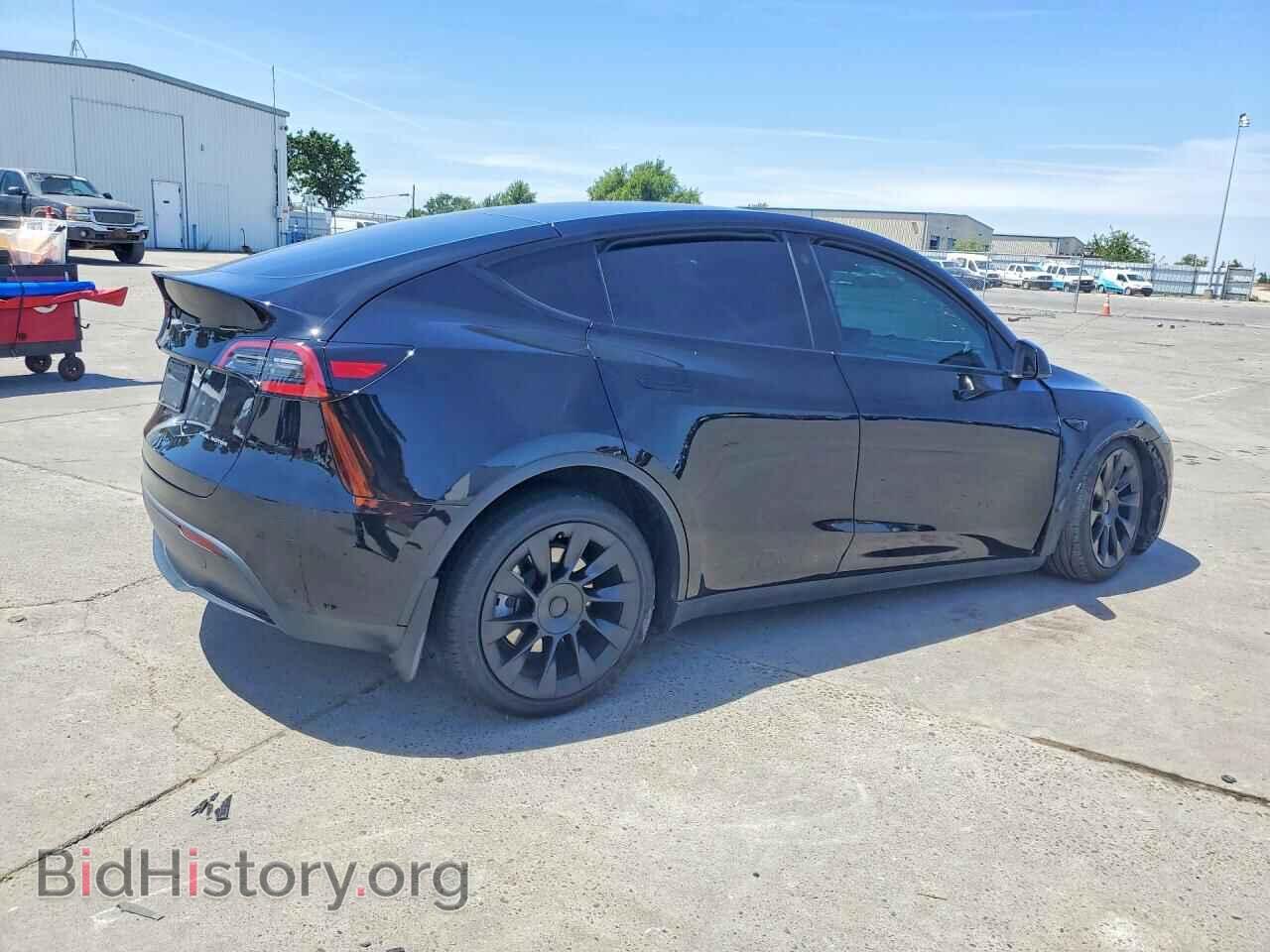 2023 TESLA MODEL Y - VIN: 7SAYGAEE4PF632636 - Фото 3