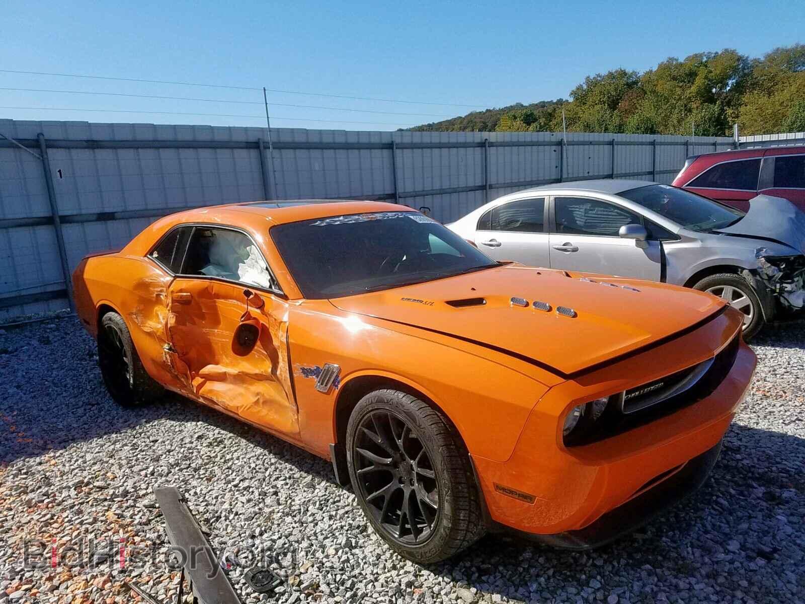 Photo 2C3CDYBT2EH208766 - DODGE CHALLENGER 2014
