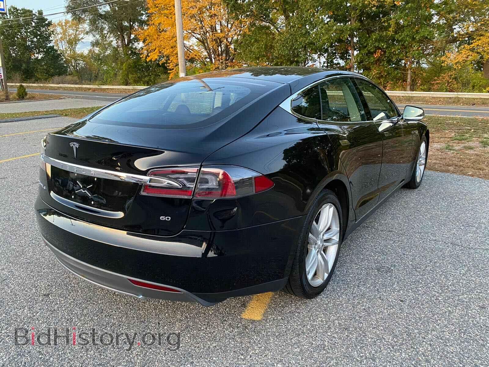 2013 TESLA MODEL S - VIN: 5YJSA1CG0DFP15582 - Photo 4